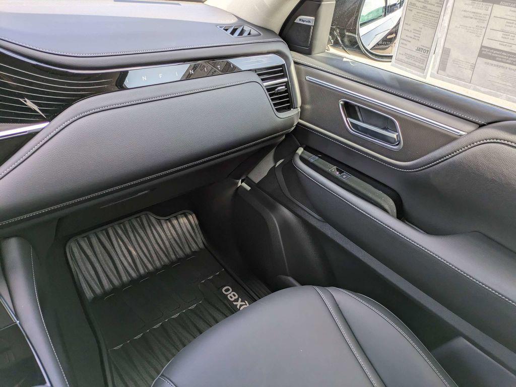 new 2025 INFINITI QX80 car, priced at $76,972