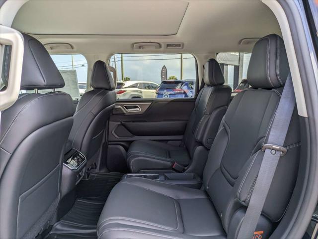 new 2025 INFINITI QX80 car, priced at $77,023