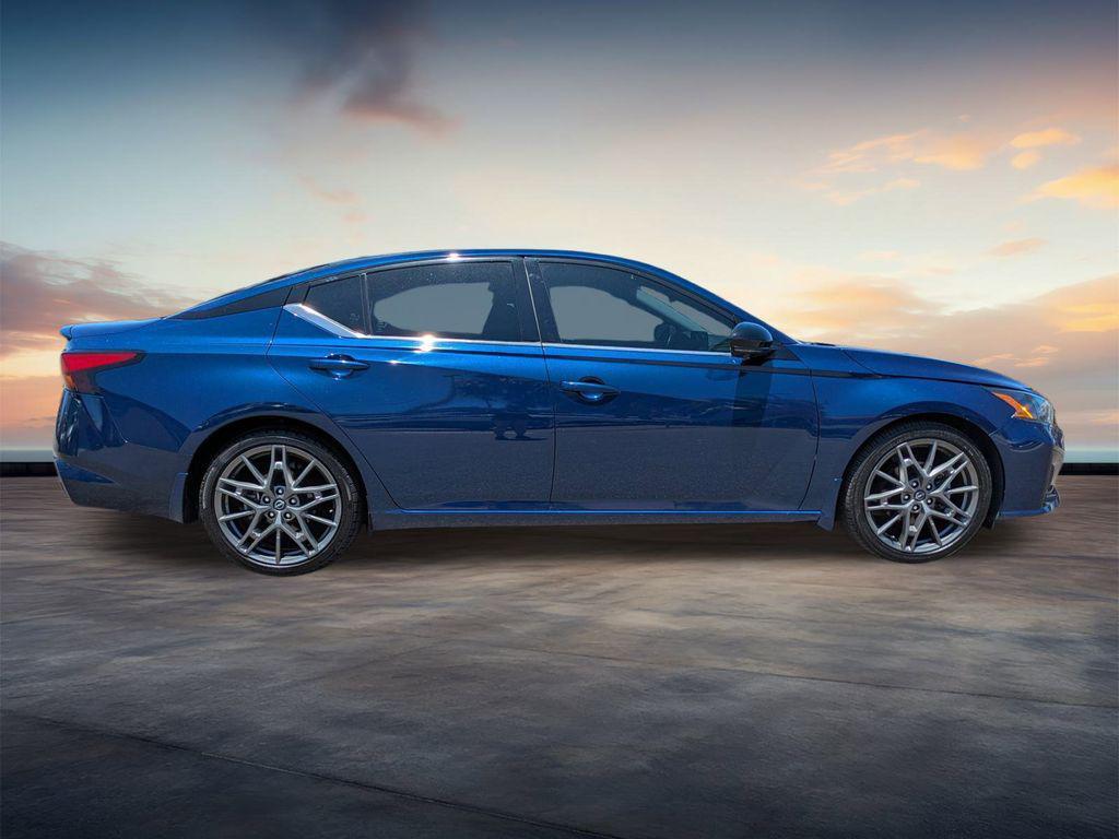 used 2023 Nissan Altima car, priced at $25,577