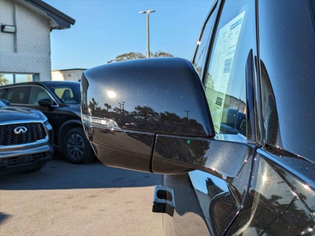 new 2025 INFINITI QX80 car, priced at $90,332