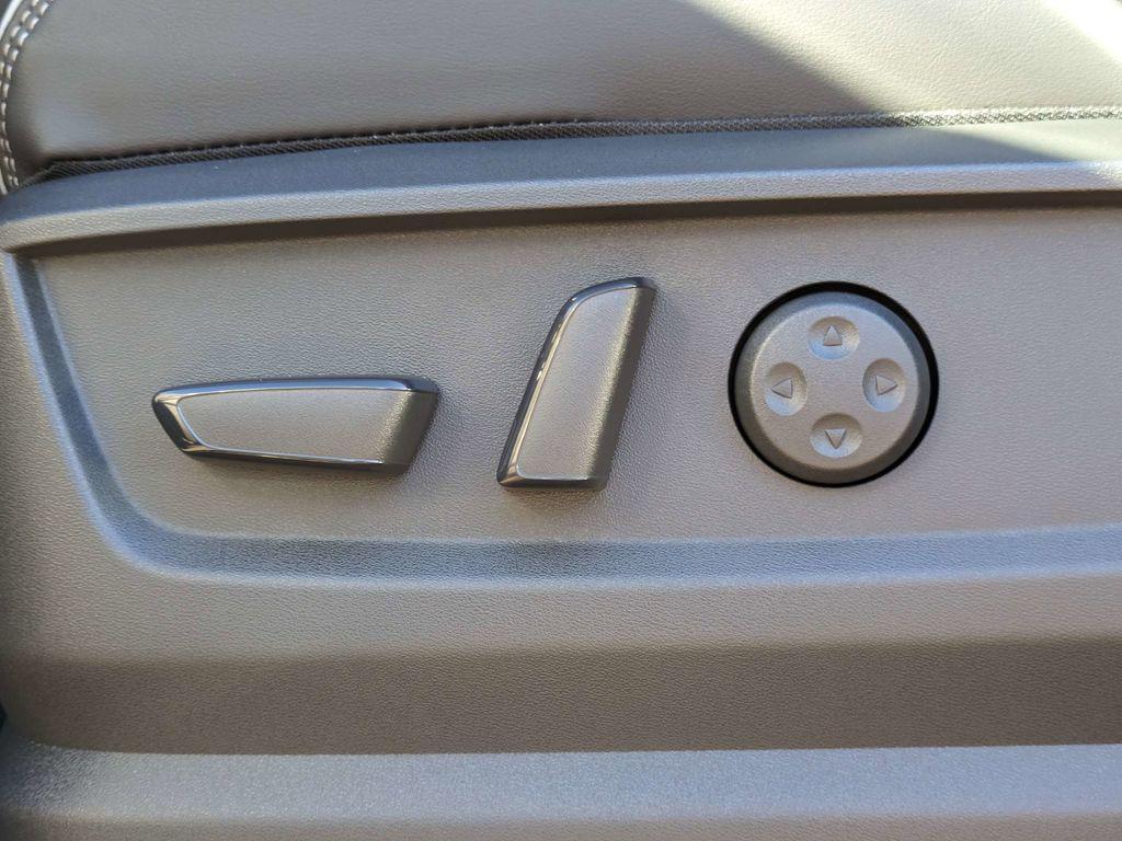 new 2025 INFINITI QX80 car, priced at $86,765