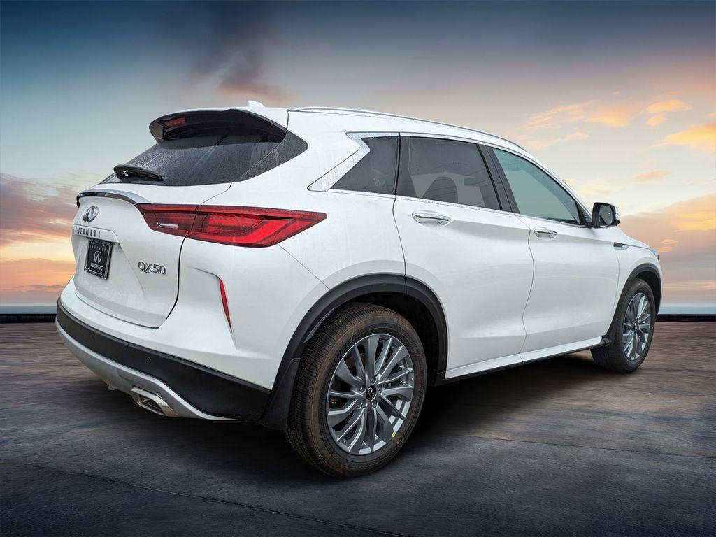 new 2025 INFINITI QX50 car, priced at $40,952