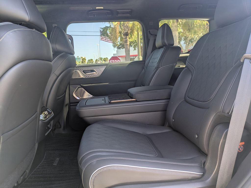 used 2025 INFINITI QX80 car, priced at $89,977