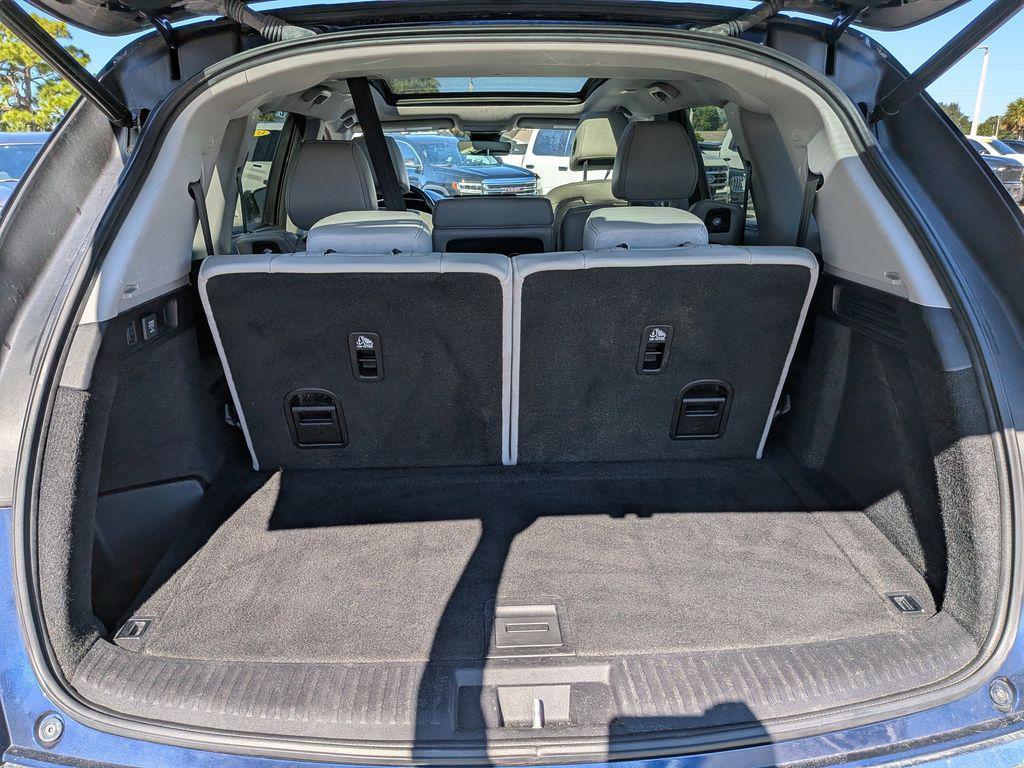 used 2022 Acura MDX car, priced at $34,988