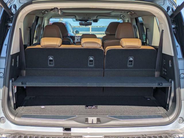 new 2025 INFINITI QX80 car, priced at $101,694