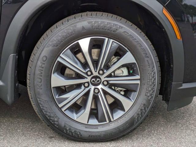 new 2025 INFINITI QX60 car, priced at $51,338
