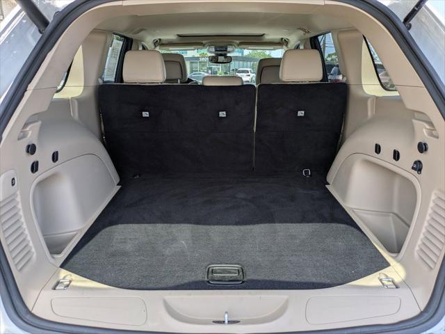 used 2022 Jeep Grand Cherokee car, priced at $24,996