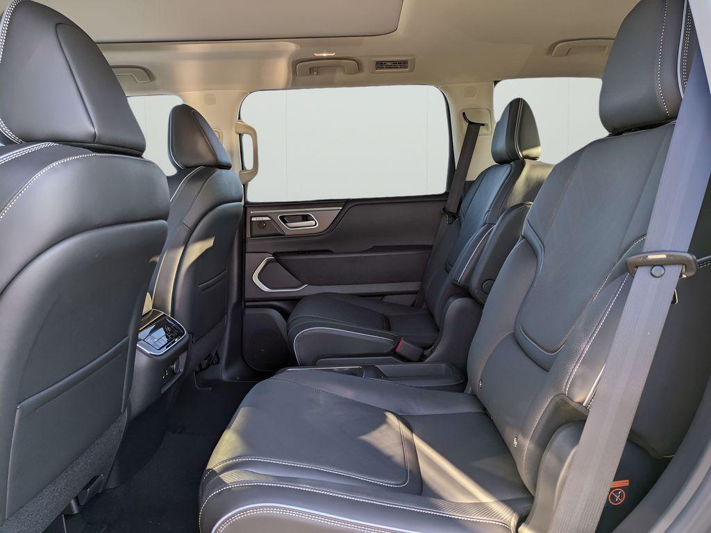 new 2025 INFINITI QX80 car, priced at $77,605