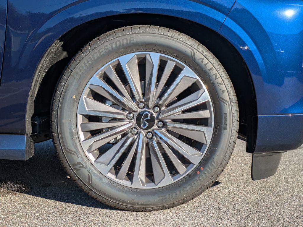 new 2025 INFINITI QX80 car, priced at $84,936