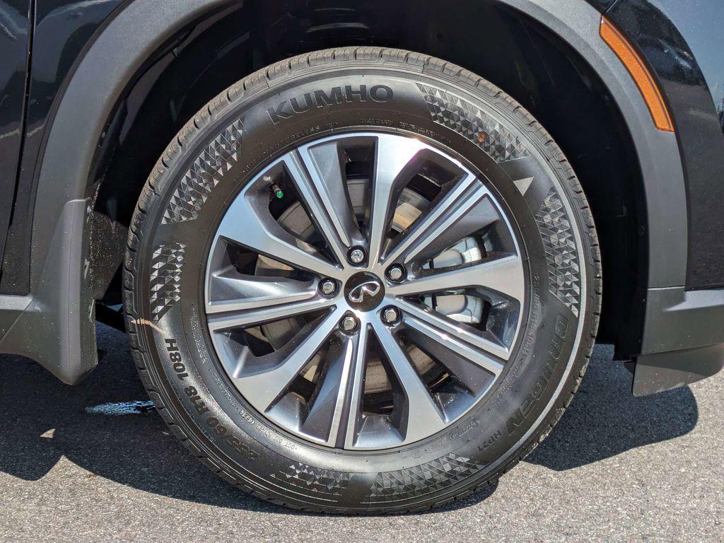 new 2025 INFINITI QX60 car, priced at $39,292