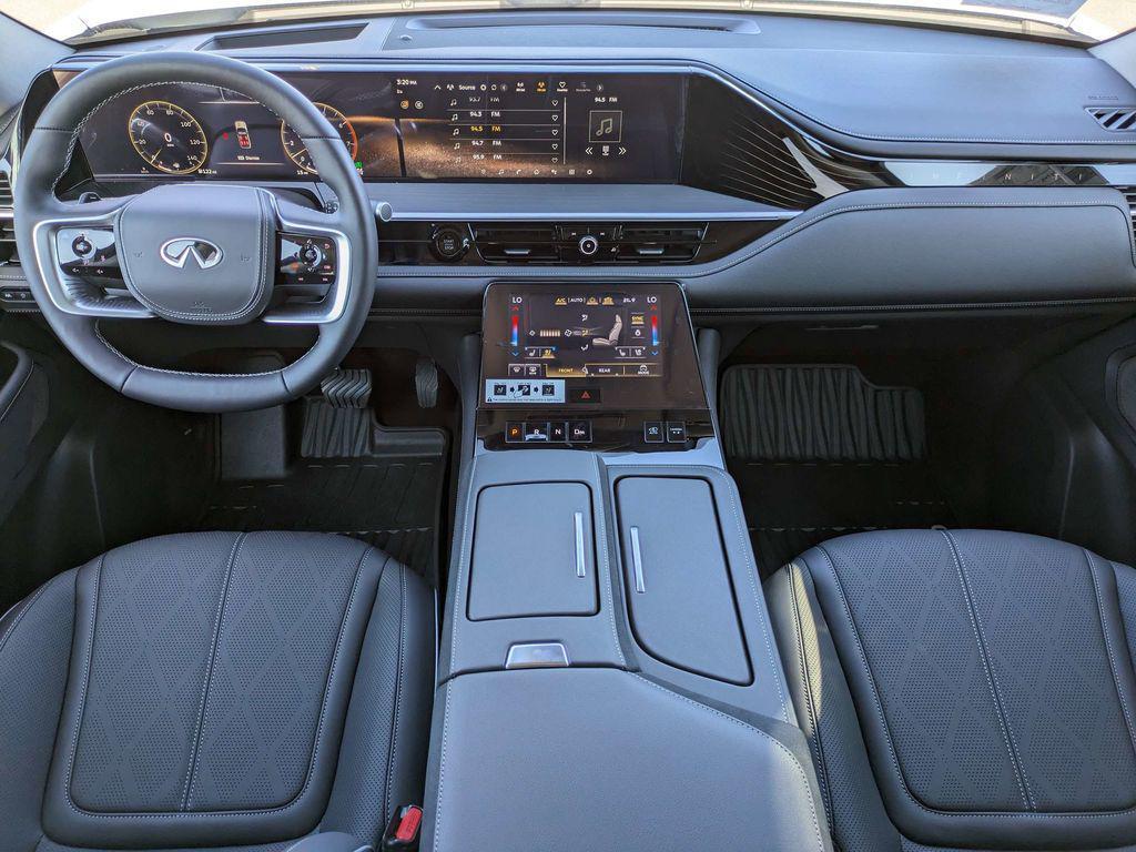 new 2025 INFINITI QX80 car, priced at $93,727