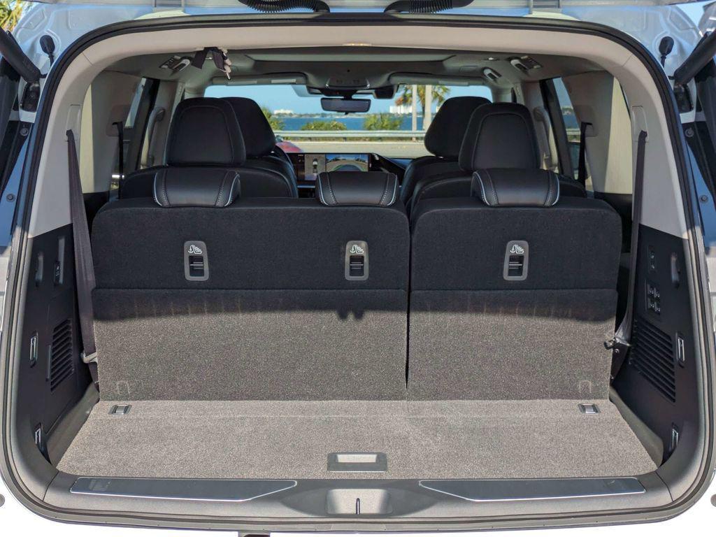 new 2025 INFINITI QX80 car, priced at $93,727