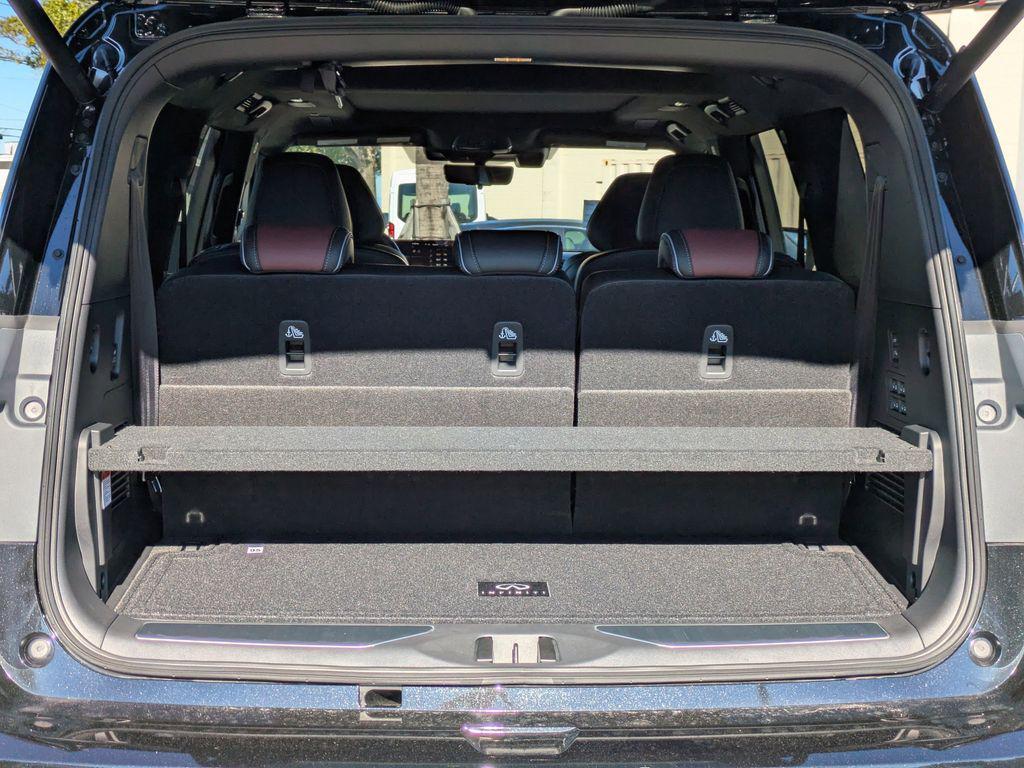 new 2026 INFINITI QX80 car, priced at $115,655