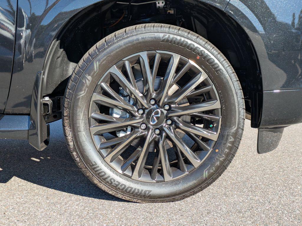 new 2026 INFINITI QX80 car, priced at $115,655