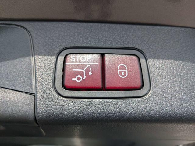 used 2025 Mercedes-Benz GLB 250 car, priced at $42,728