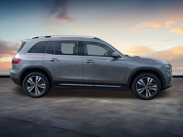 used 2025 Mercedes-Benz GLB 250 car, priced at $42,728