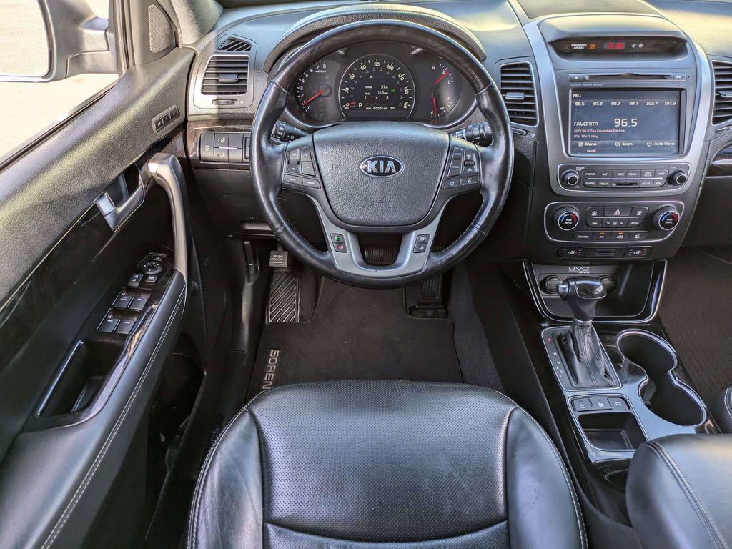 used 2014 Kia Sorento car, priced at $12,899