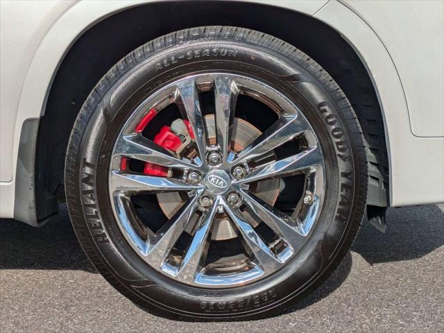 used 2014 Kia Sorento car, priced at $13,985