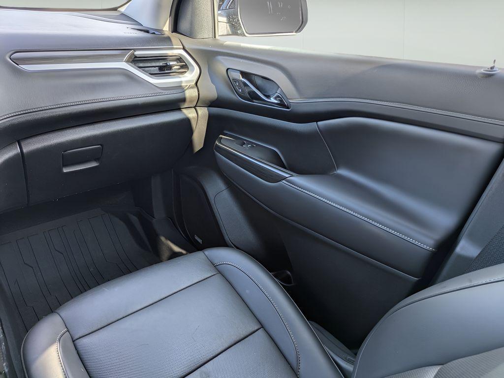 used 2023 GMC Acadia car, priced at $24,825
