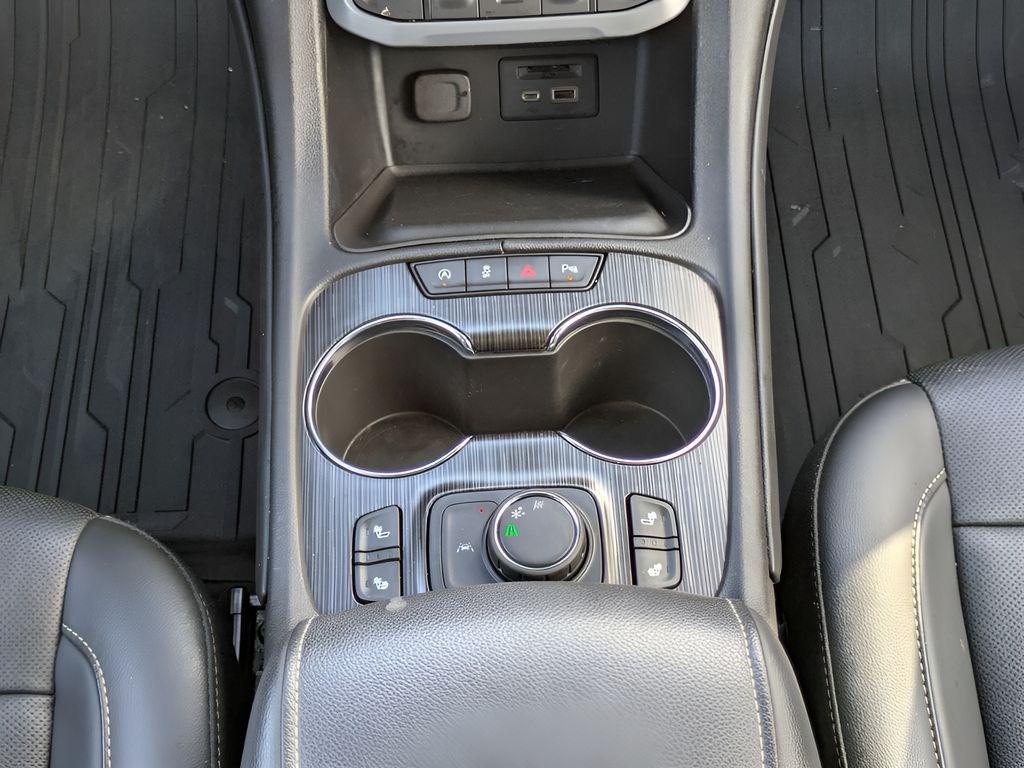 used 2023 GMC Acadia car, priced at $24,825