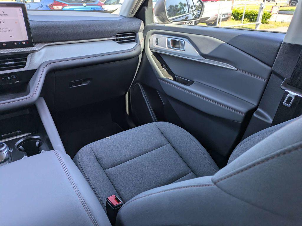 used 2025 Ford Explorer car, priced at $38,119