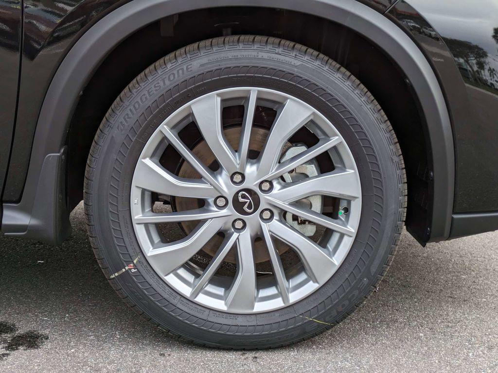 new 2025 INFINITI QX50 car, priced at $41,190