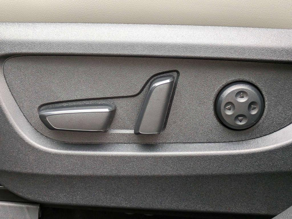 new 2025 INFINITI QX50 car, priced at $40,131