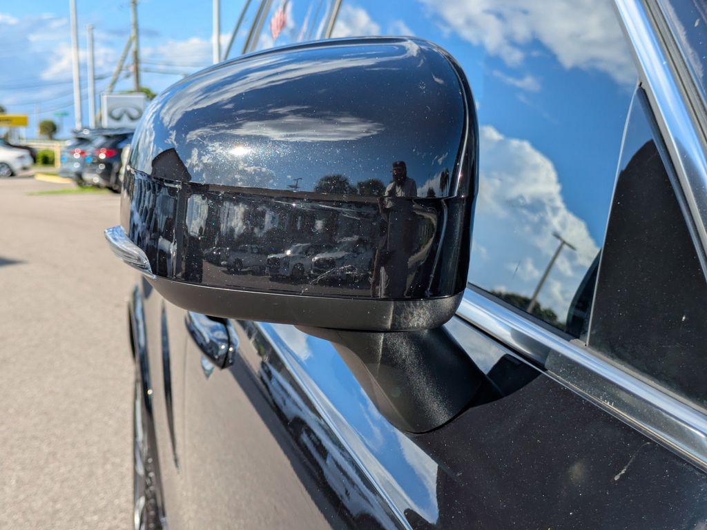 used 2022 Volvo XC90 car, priced at $34,988