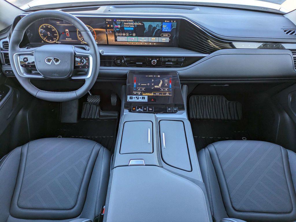 new 2025 INFINITI QX80 car, priced at $87,584