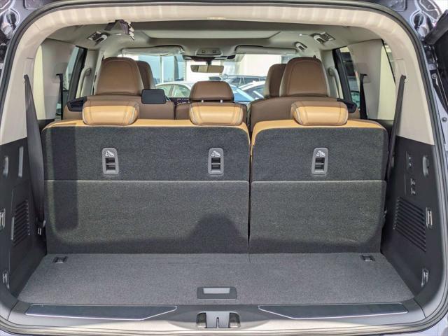 new 2025 INFINITI QX80 car, priced at $88,027