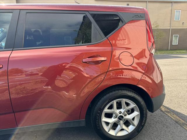 used 2021 Kia Soul car, priced at $12,995