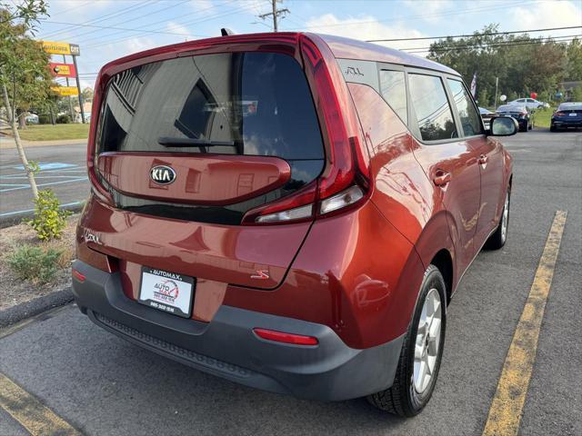 used 2021 Kia Soul car, priced at $12,995