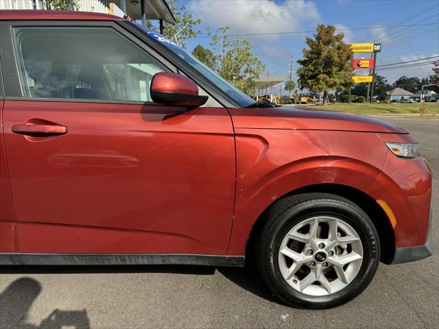 used 2021 Kia Soul car, priced at $12,995