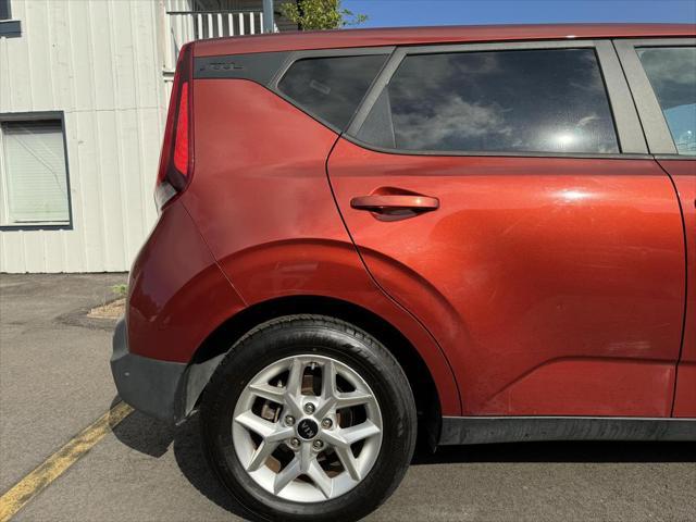 used 2021 Kia Soul car, priced at $12,995