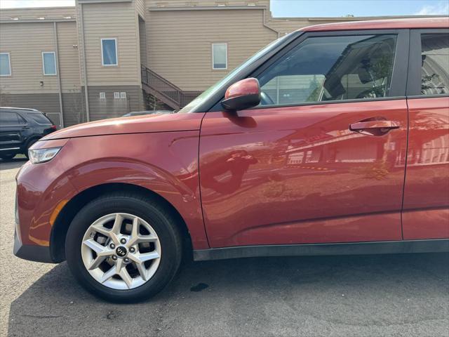 used 2021 Kia Soul car, priced at $12,995