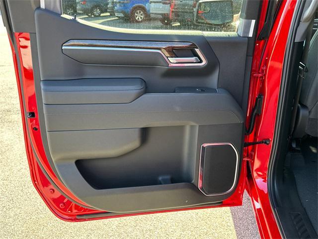 new 2025 GMC Sierra 1500 car, priced at $51,180