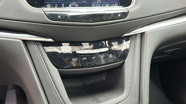 new 2025 Cadillac XT5 car, priced at $54,090