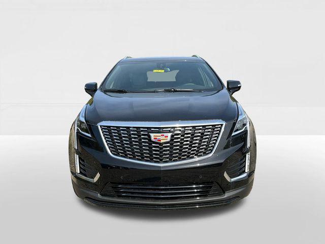 new 2025 Cadillac XT5 car, priced at $43,415