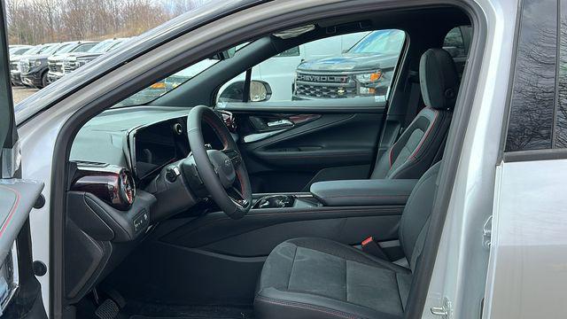 new 2025 Chevrolet Blazer EV car, priced at $40,470