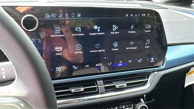 new 2025 Chevrolet Equinox EV car, priced at $29,640
