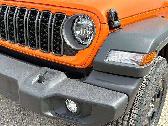 new 2025 Jeep Wrangler car, priced at $33,162