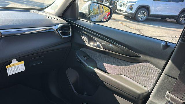 new 2026 Chevrolet TrailBlazer car, priced at $28,145