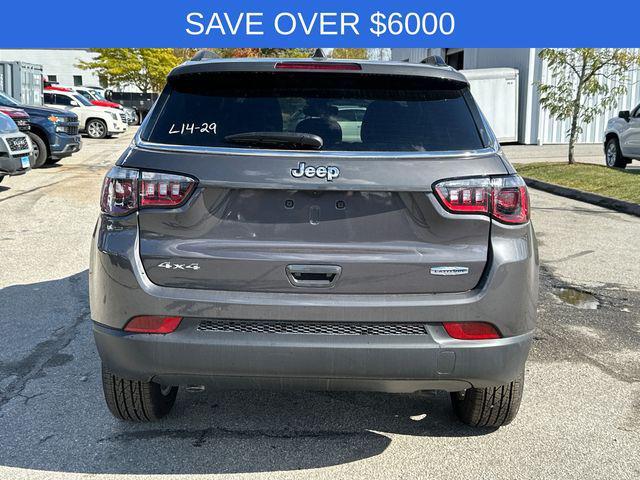 new 2024 Jeep Compass car, priced at $28,999
