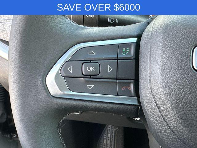 new 2024 Jeep Compass car, priced at $28,999