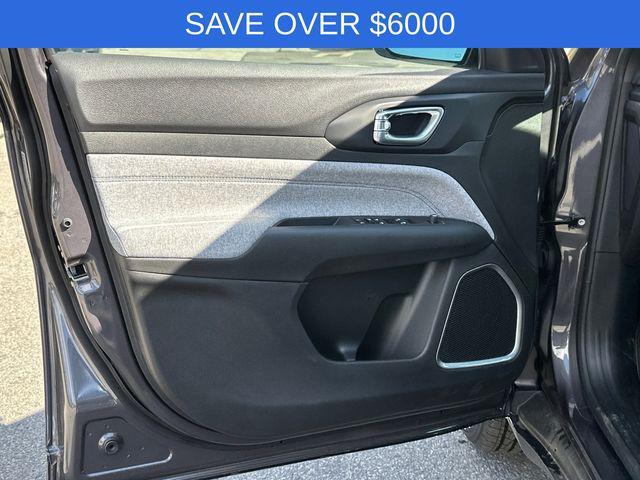 new 2024 Jeep Compass car, priced at $28,999