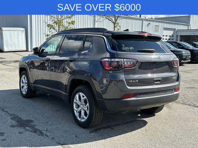 new 2024 Jeep Compass car, priced at $28,999