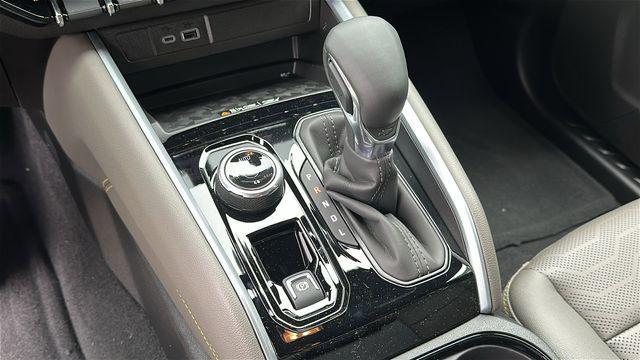 new 2025 Chevrolet Colorado car, priced at $50,570
