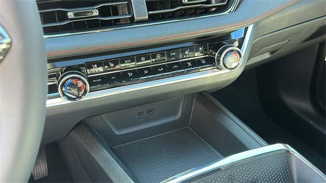 new 2025 Chevrolet Equinox car, priced at $36,790
