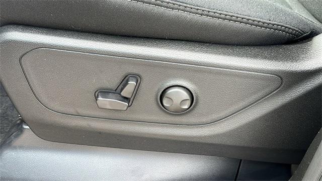 new 2025 Ram 1500 car, priced at $52,997