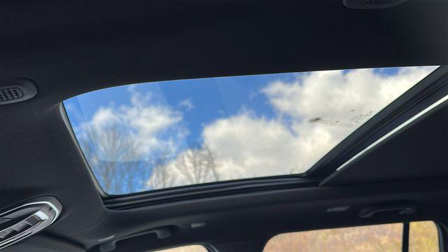 new 2025 Jeep Grand Cherokee car, priced at $47,197